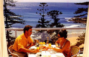 Radisson Kestrel Hotel On Manly Beach - Redcliffe Tourism 3