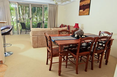 Miami Beachside Apartments - Redcliffe Tourism 8