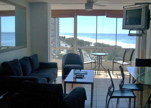 Suntower Apartments - Redcliffe Tourism 4