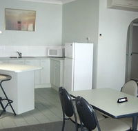 Moby Dick Waterfront Resort Motel - Redcliffe Tourism