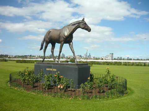 Racecourse Hotel Flemington - Redcliffe Tourism 0