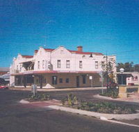 Namoi Hotel Motel - Redcliffe Tourism