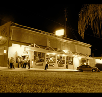 Queensland Hotel - Redcliffe Tourism