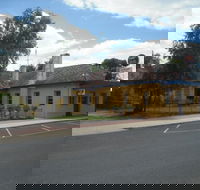 Goroke Hotel Bar amp Bistro - Redcliffe Tourism