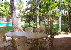 Carnarvon Gateway Motel - Redcliffe Tourism 0