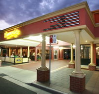 Commodore Motor Inn Albury NSW - Redcliffe Tourism
