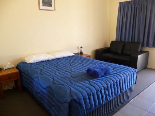 Moura QLD Redcliffe Tourism