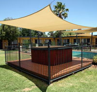 Cootamundra Gardens Motel - Redcliffe Tourism
