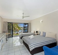 Hinchinbrook Marine Cove Motel - Redcliffe Tourism
