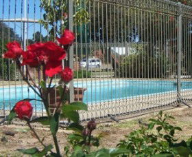 Motel Menere's - Redcliffe Tourism 0
