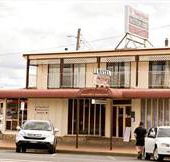 Town House Motor Inn - Redcliffe Tourism