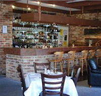 Deer Park Motor Inn - Redcliffe Tourism