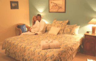 Villa By The Sea Bed And Breakfast - Redcliffe Tourism 1