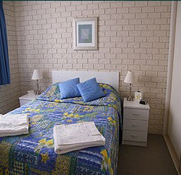 Capri Apartments - Redcliffe Tourism 2
