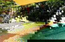 The York Beachfront Holiday Apartments - Redcliffe Tourism 3