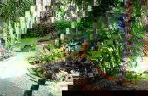 The York Beachfront Holiday Apartments - Redcliffe Tourism 4