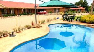 Best Western Ambassador Motor Inn - Redcliffe Tourism 3