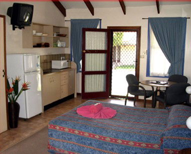 The Village Cabins - Redcliffe Tourism 3