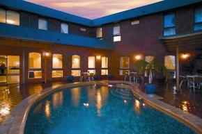 Hotel Cavalier - Redcliffe Tourism 2
