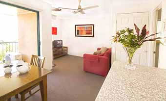 Karana Palms Resort - Redcliffe Tourism 4