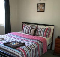 Top End Hotel - Redcliffe Tourism
