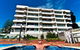 SURFERS CHALET HOLIDAY APARTMENTS - thumb 0