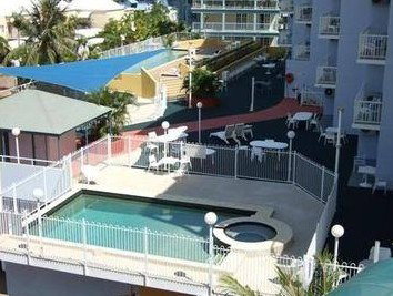 Cullen Bay NT Redcliffe Tourism