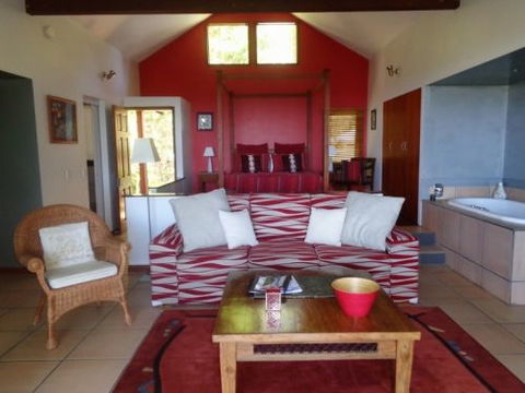 Mountain Edge Lodges - Redcliffe Tourism 2