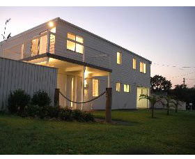 Joylaine - Redcliffe Tourism 0