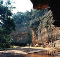 Goulburn River Stone Cottages - Redcliffe Tourism