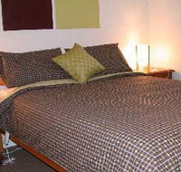Plumtree Cottage - Redcliffe Tourism