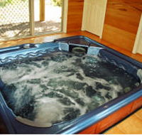 Baltic Pine Retreat - Redcliffe Tourism