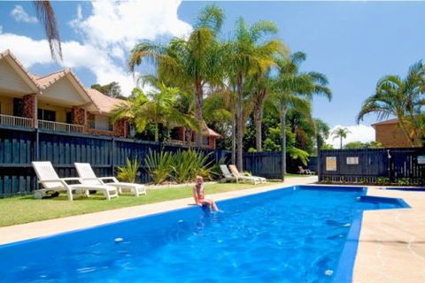 Ocean Spray Apartments - Redcliffe Tourism 1