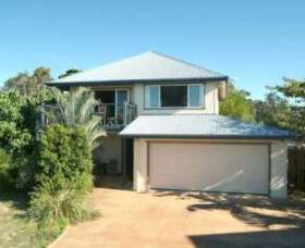Apartment 2 Mullumbimbi Street Accommodation - Redcliffe Tourism 0