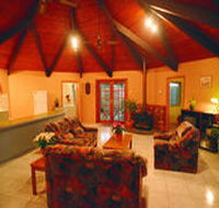 Lovedale Lodge - Redcliffe Tourism