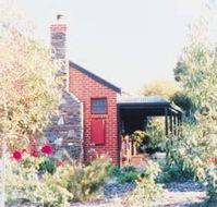 Anchor Cottage - Redcliffe Tourism