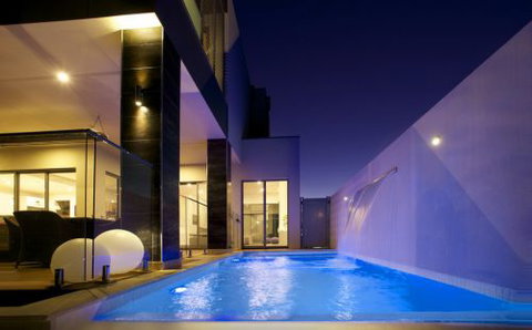 Peninsula Escapes - Redcliffe Tourism 0