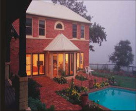 Camyr Allyn Homestead - Redcliffe Tourism 0