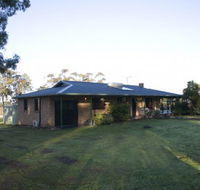 Talga Vines Vineyard Escape - Redcliffe Tourism