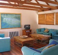 Kent Gardens Holiday House - Redcliffe Tourism