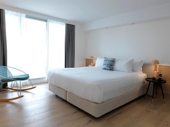 QT Bondi - Redcliffe Tourism 2