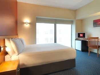 Ibis Melbourne Little Bourke Street - Redcliffe Tourism 12