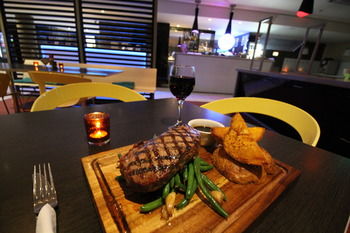 Ibis Newcastle - Redcliffe Tourism 9