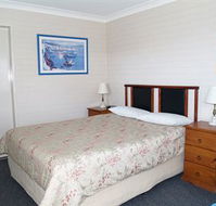 Pigeon House Motor Inn - Redcliffe Tourism