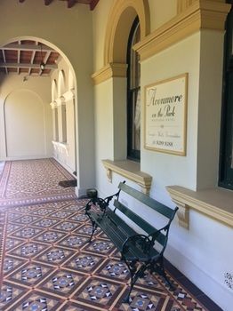 Avonmore On The Park Boutique Hotel - Redcliffe Tourism 4