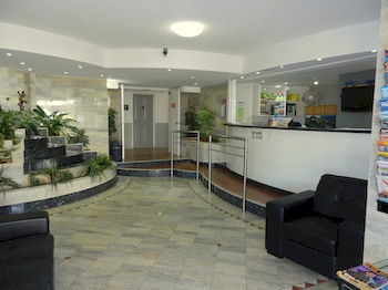 Beachside Resort - Kawana Waters - Redcliffe Tourism 1
