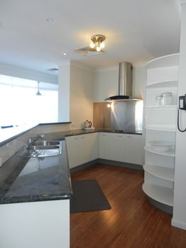 Beachside Resort - Kawana Waters - Redcliffe Tourism 33