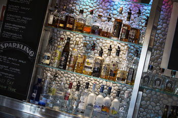 Quality Hotel Sands - Redcliffe Tourism 15