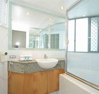 Malibu Mooloolaba - Redcliffe Tourism