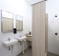 Neutral Bay Lodge - Redcliffe Tourism